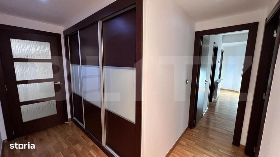 Apartament cu 4 camere în 1 Mai