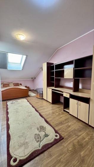 Apartament cu 2 camere decomandat în Nicolina