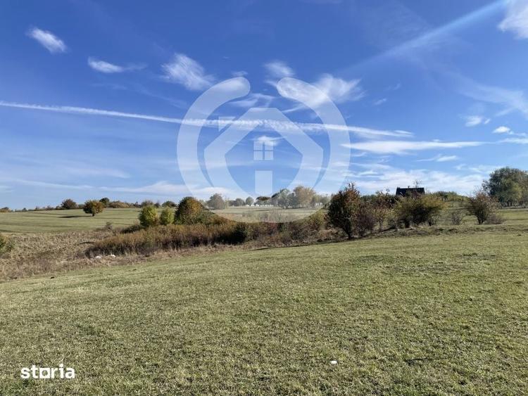 Teren de 842 mp, în Rășinari