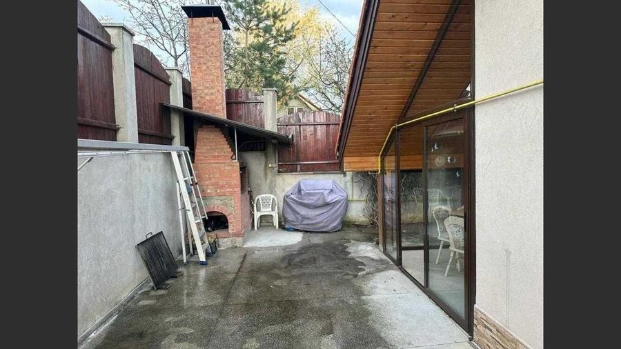 Casă cu 7 camere cu Canalizare în Chicerea