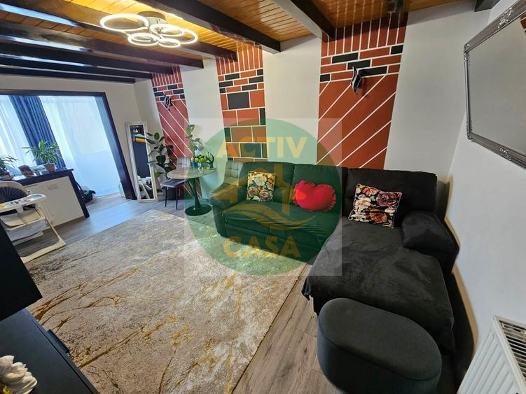Apartament cu 3 camere decomandat în Est