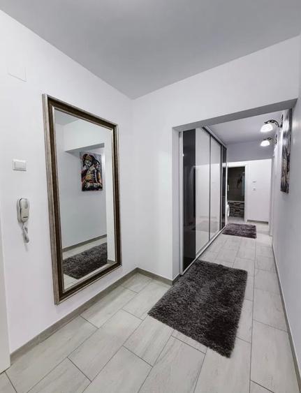 Apartament cu 3 camere decomandat în Gorjului