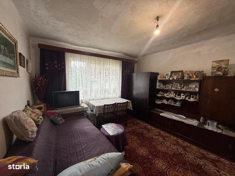 Casă cu 2 camere în Totoi