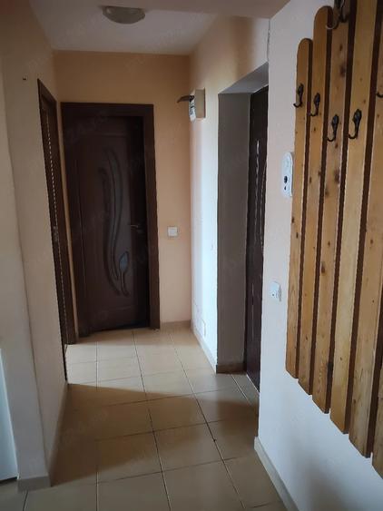 Apartament cu 2 camere decomandat în Ostroveni