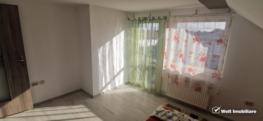 Casă individuală cu 5 camere cu Canalizare în Mihai Viteazu