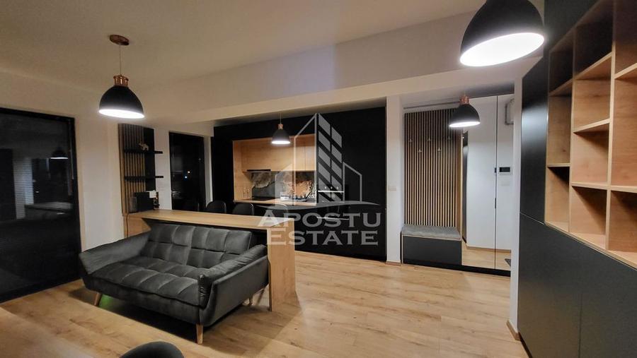 Apartament cu 2 camere semidecomandat, mobilat în Lipovei