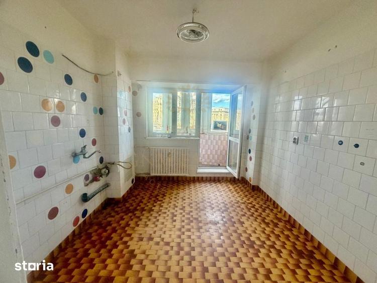 Apartament cu 4 camere decomandat în 13 Septembrie