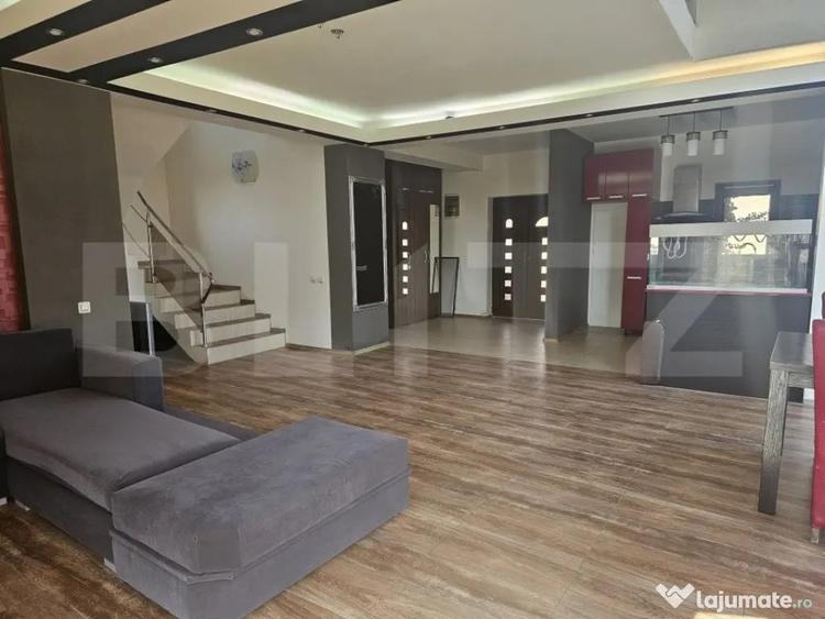 Casă cu 5 camere cu Teren 350 Mp în Ghercești