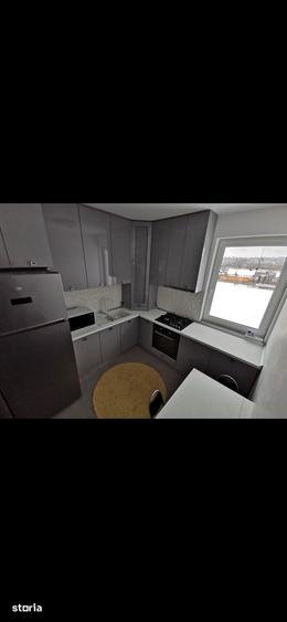 Apartament cu 3 camere decomandat în Burdujeni