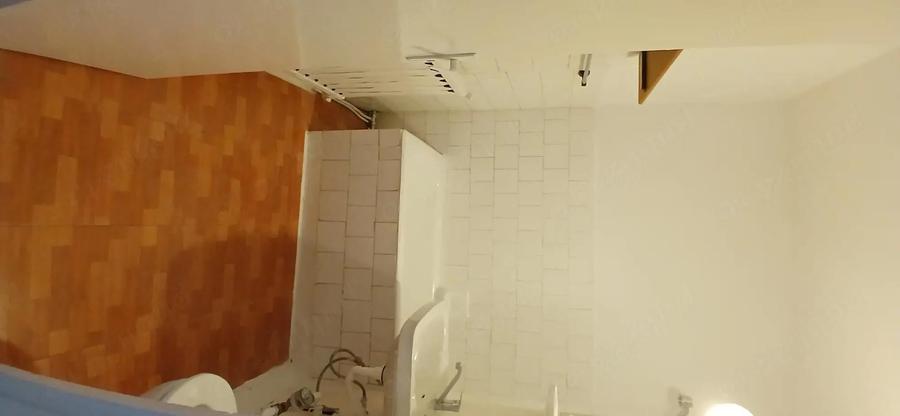 Apartament cu 3 camere decomandat în Cordău