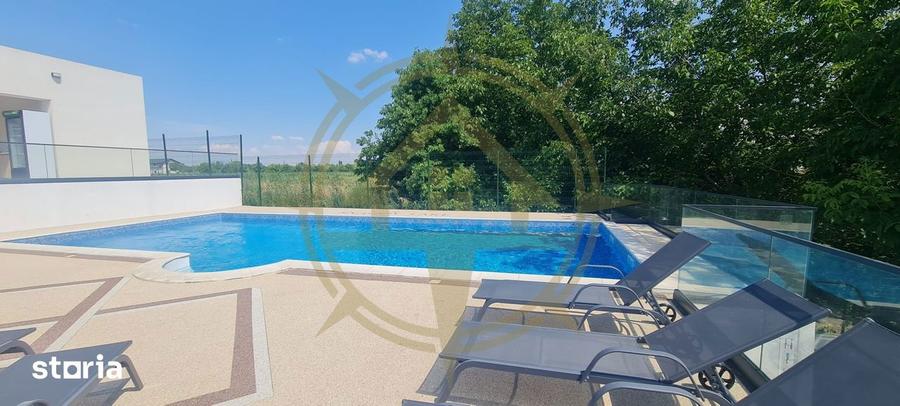 Casă cu 4 camere cu Piscina în Snagov