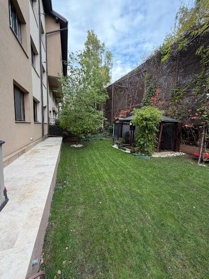 Apartament cu 3 camere decomandat în Copou