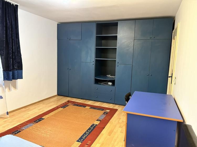 Apartament cu 2 camere decomandat în Zorilor
