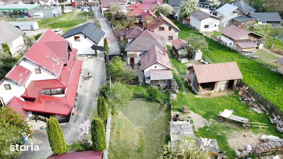 Casă cu 4 camere cu Teren 600 Mp în Central