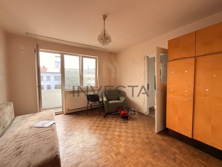 Apartament cu 2 camere decomandat, mobilat în Ultracentral