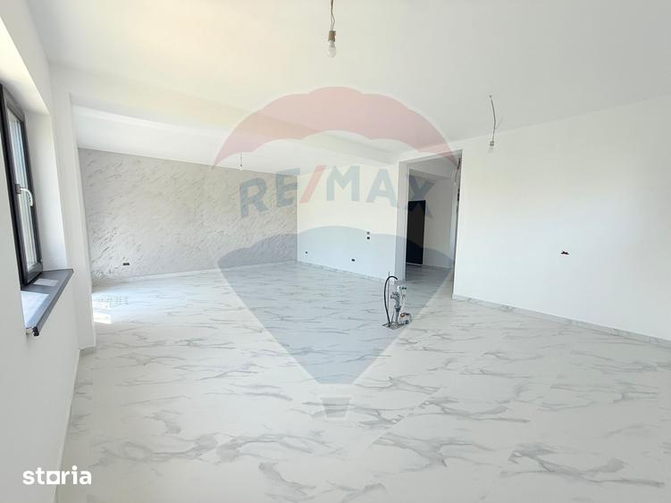 Casă cu 5 camere cu Teren 578 Mp în Cornetu