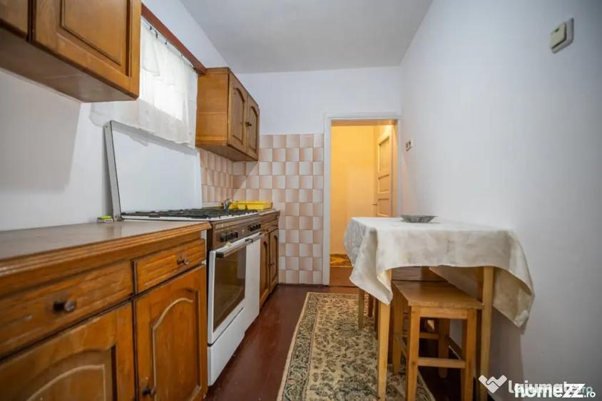 Casă cu 3 camere cu Teren 335 Mp în Sud