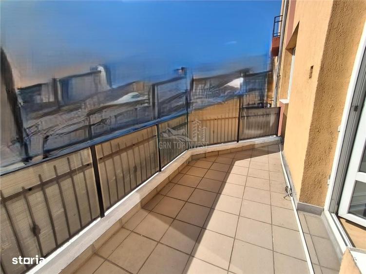 Apartament cu 4 camere decomandat în Central