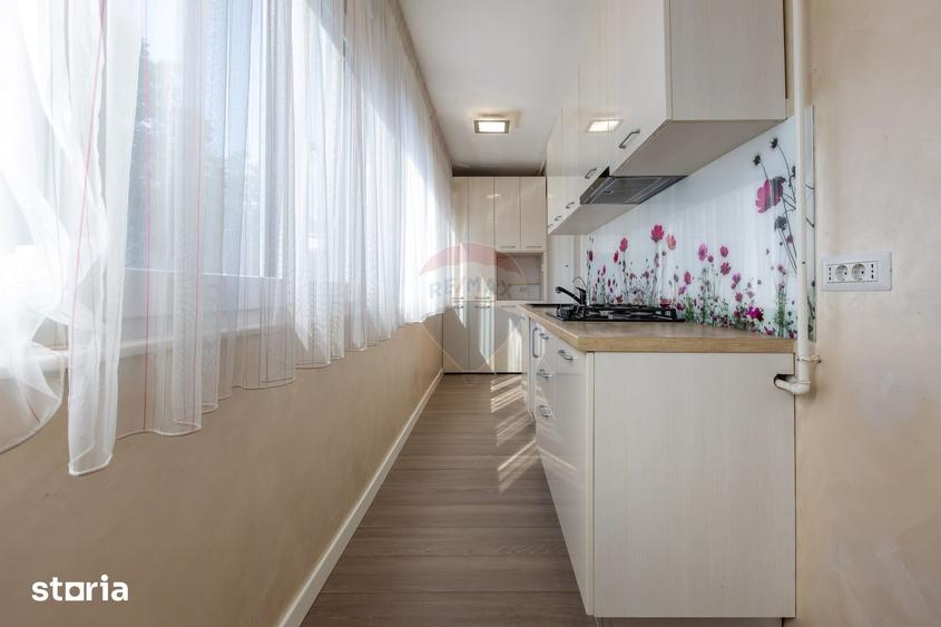 Apartament cu 3 camere decomandat în Măgura