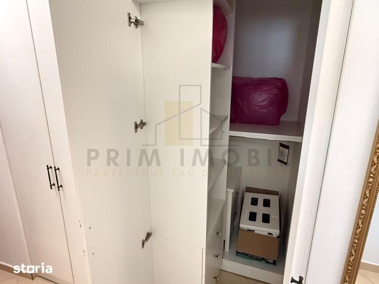 Apartament cu 2 camere decomandat în Hala Centrală