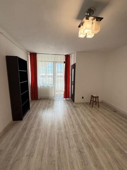 Garsonieră în Noua