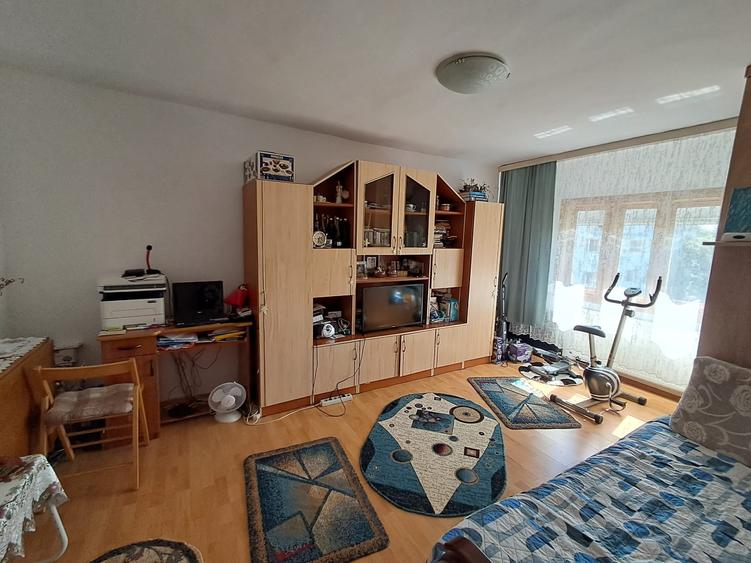 Apartament 2 camere Zona Opc - Strada Lupeni - etaj 3/4 - 54 mp - 3