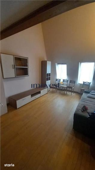 Apartament cu 3 camere decomandat în Burdea