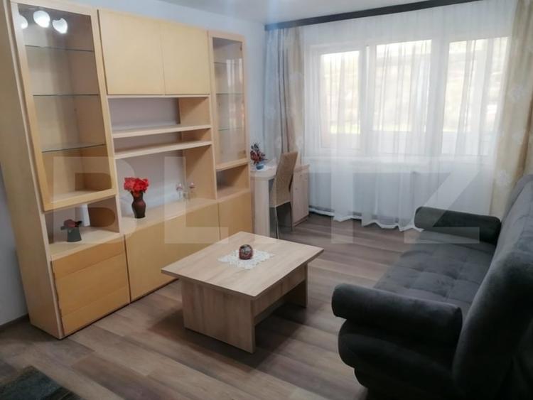 Apartament 2 camere, 55mp - zona Alexandru cel Bun - Zimbru - 1