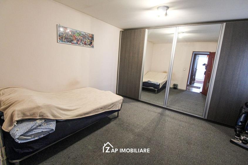 Casă individuală cu 5 camere cu Canalizare în Sâncraiu de Mureș