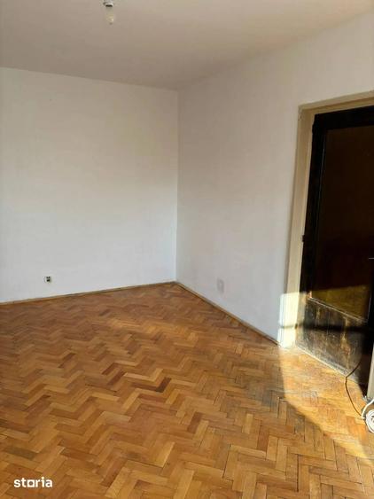 ISPIRESCU MARGEANULUI BIRNOVA, CENTRALA PROPRIE, BLOC 1984 - 9