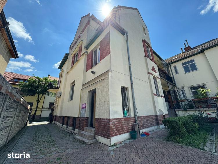 Casă cu Teren 549 Mp în Ultracentral