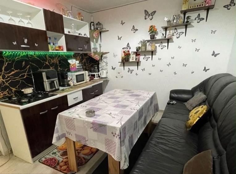 Casă cu 4 camere în Bencecu de Sus