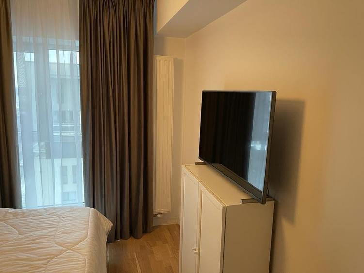 Apartament cu 3 camere decomandat în Barbu Văcărescu