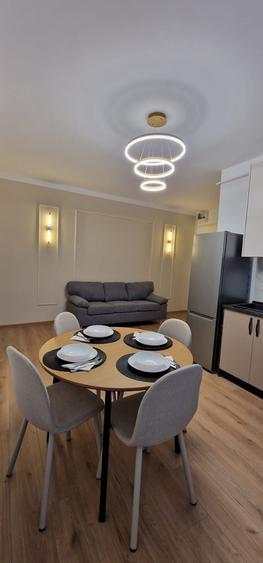 Apartament cu 3 camere decomandat în Fălticeni