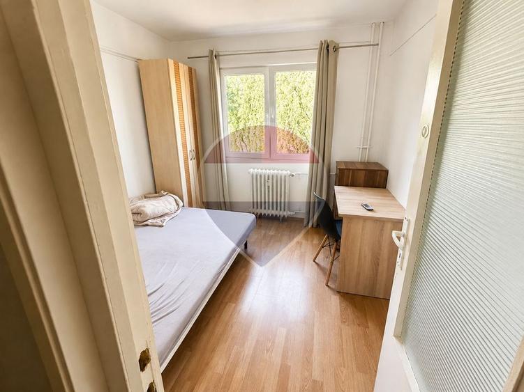 Apartament cu 4 camere semidecomandat în Mănăștur
