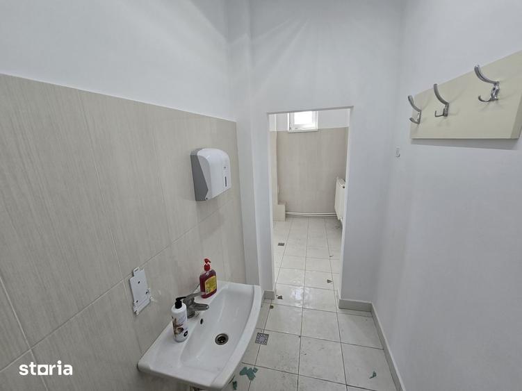 Spațiu comercial, de 100 mp, în Zona industrială