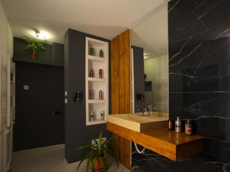 Apartament cu 2 camere decomandat în Banu Manta