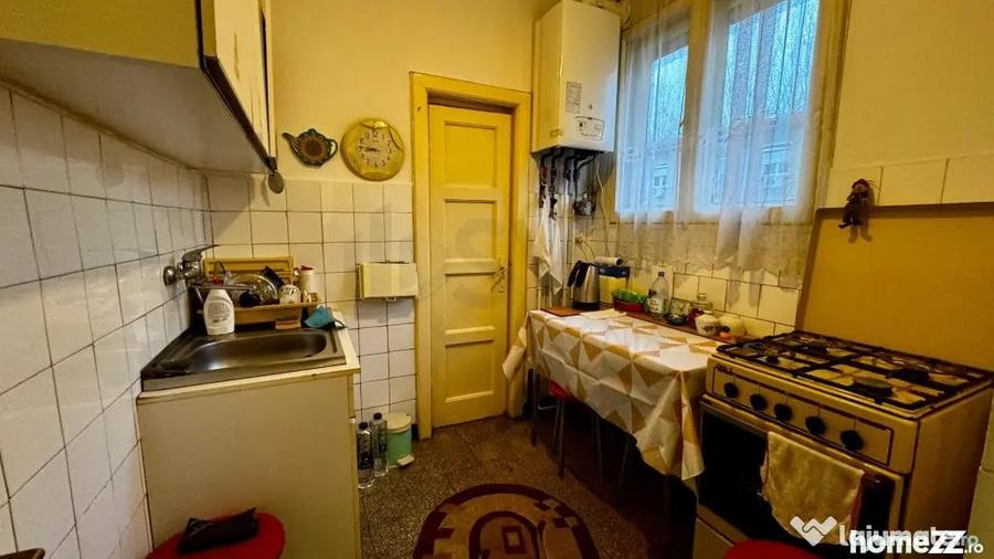 Apartament cu 2 camere decomandat în Ferentari