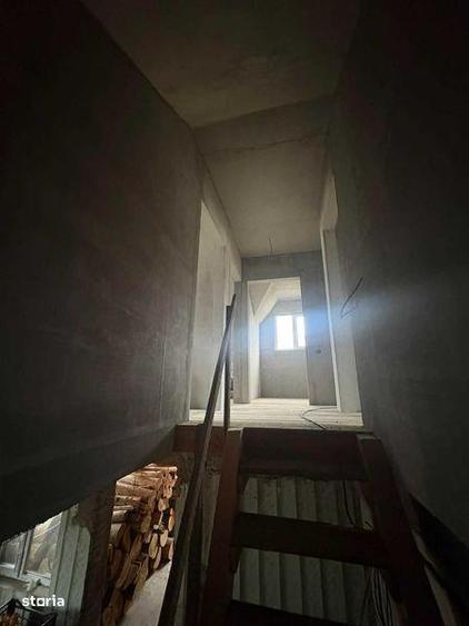 Casă cu 4 camere cu Teren 200 Mp în Cetățeni