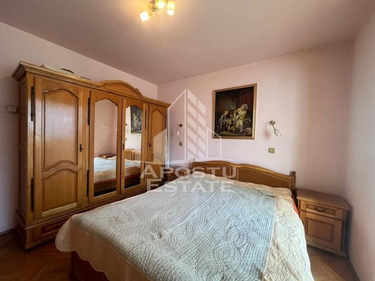Apartament cu 4 camere decomandat, mobilat în Podgoria