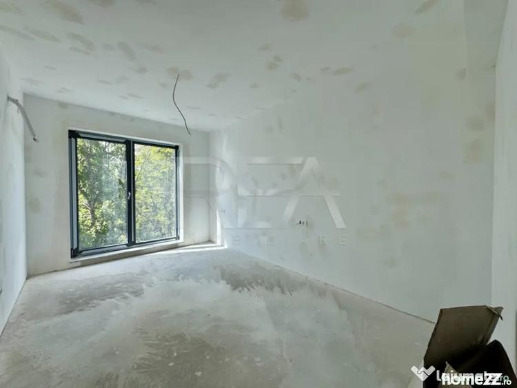 Apartament cu 3 camere decomandat în Matei Voievod