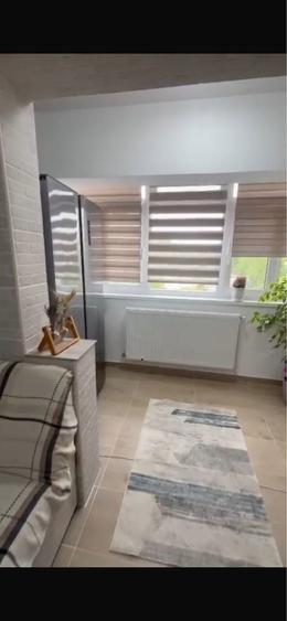 Apartament cu 2 camere decomandat în Exterior Vest