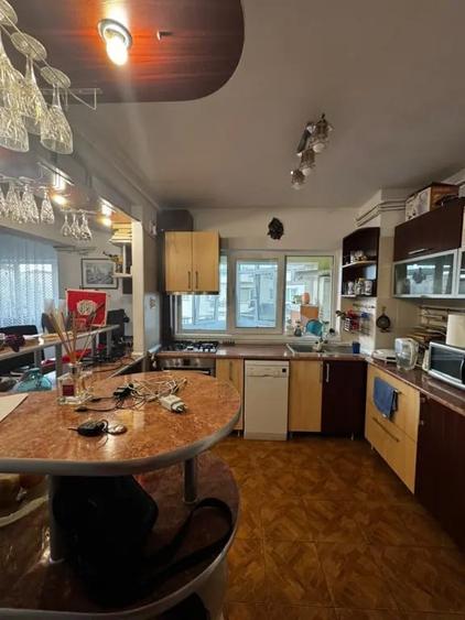 Apartament cu 2 camere decomandat în Canta