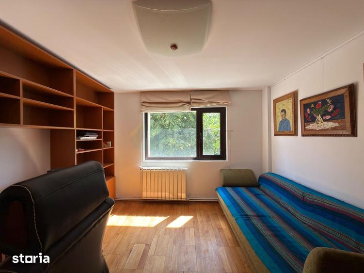 Apartament cu 4 camere decomandat în Cișmigiu