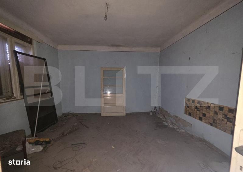 Casă cu 2 camere în Petin