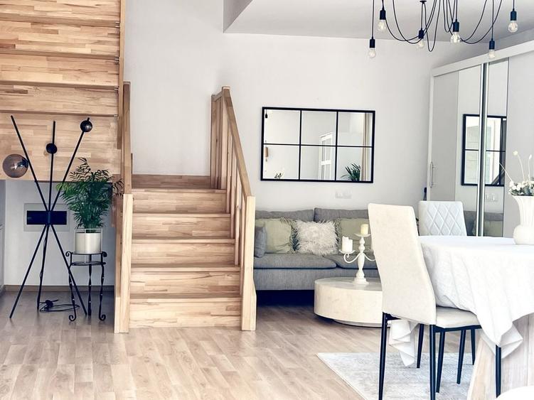 Casă cu 2 camere cu Teren 380 Mp în Central