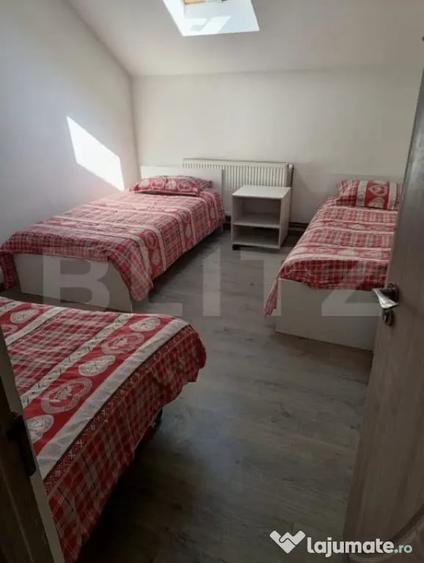 Casă cu 5 camere cu Teren 100 Mp în Central