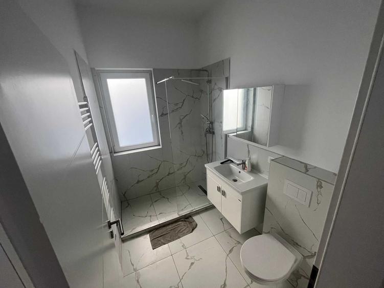Apartament cu 2 camere semidecomandat în Neptun