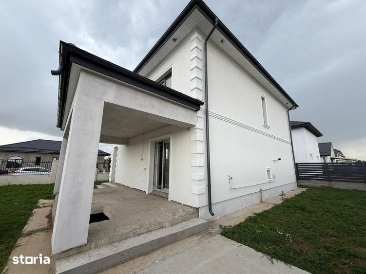 Casă cu 5 camere cu Teren 430 Mp în Central