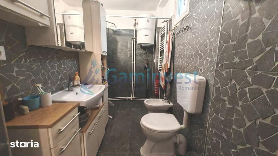 Casă cu 5 camere cu Teren 968 Mp în Biharia